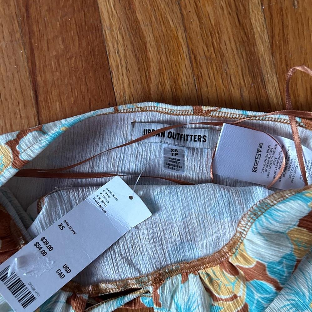 NWT urban outfittern tank